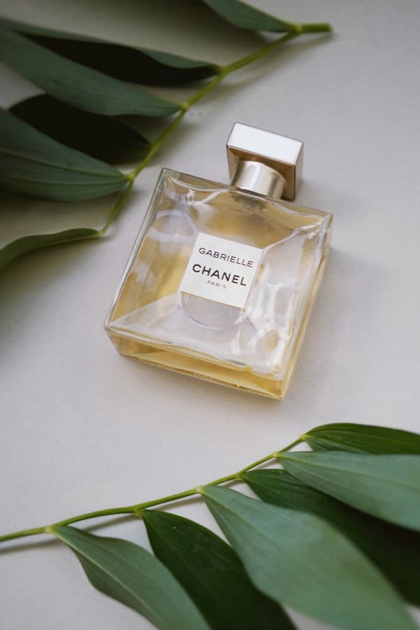 perfume with leaves